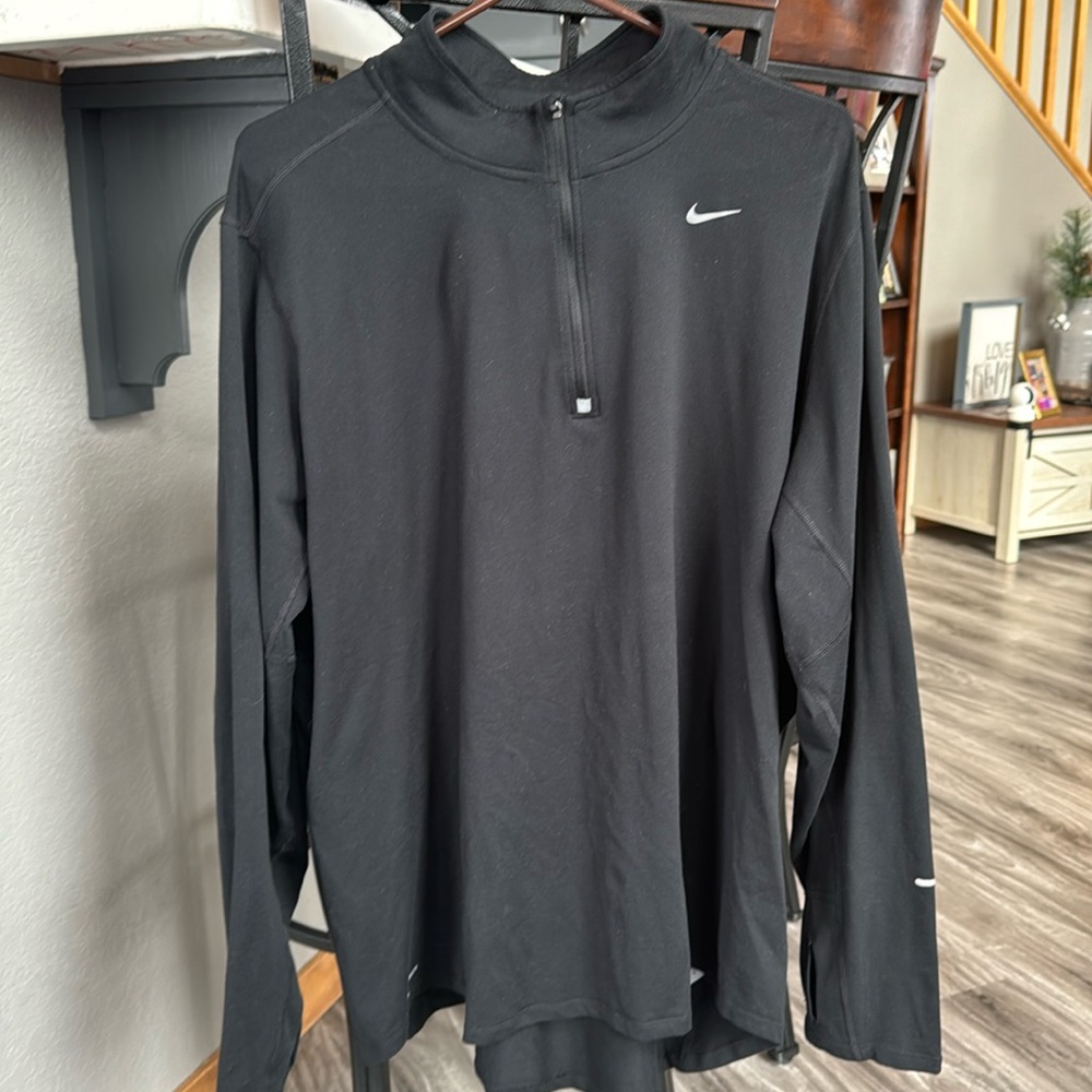 Nike Men’s Running Dri Fit 1/4 zip.  Black.XXL